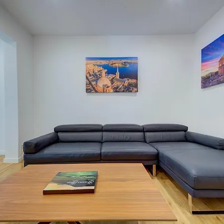 3 Bedroom Modern In