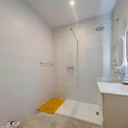 3 Bedroom Modern In