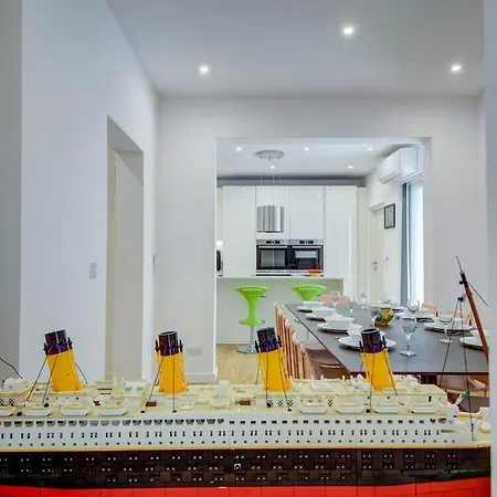 3 Bedroom Modern In