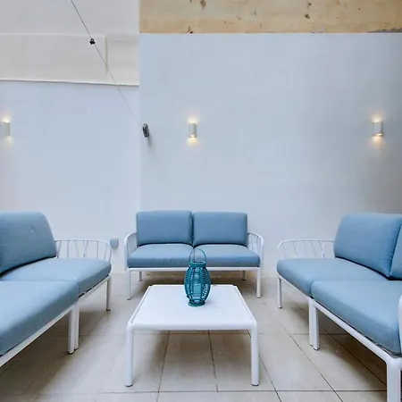 3 Bedroom Modern In Апартаменты